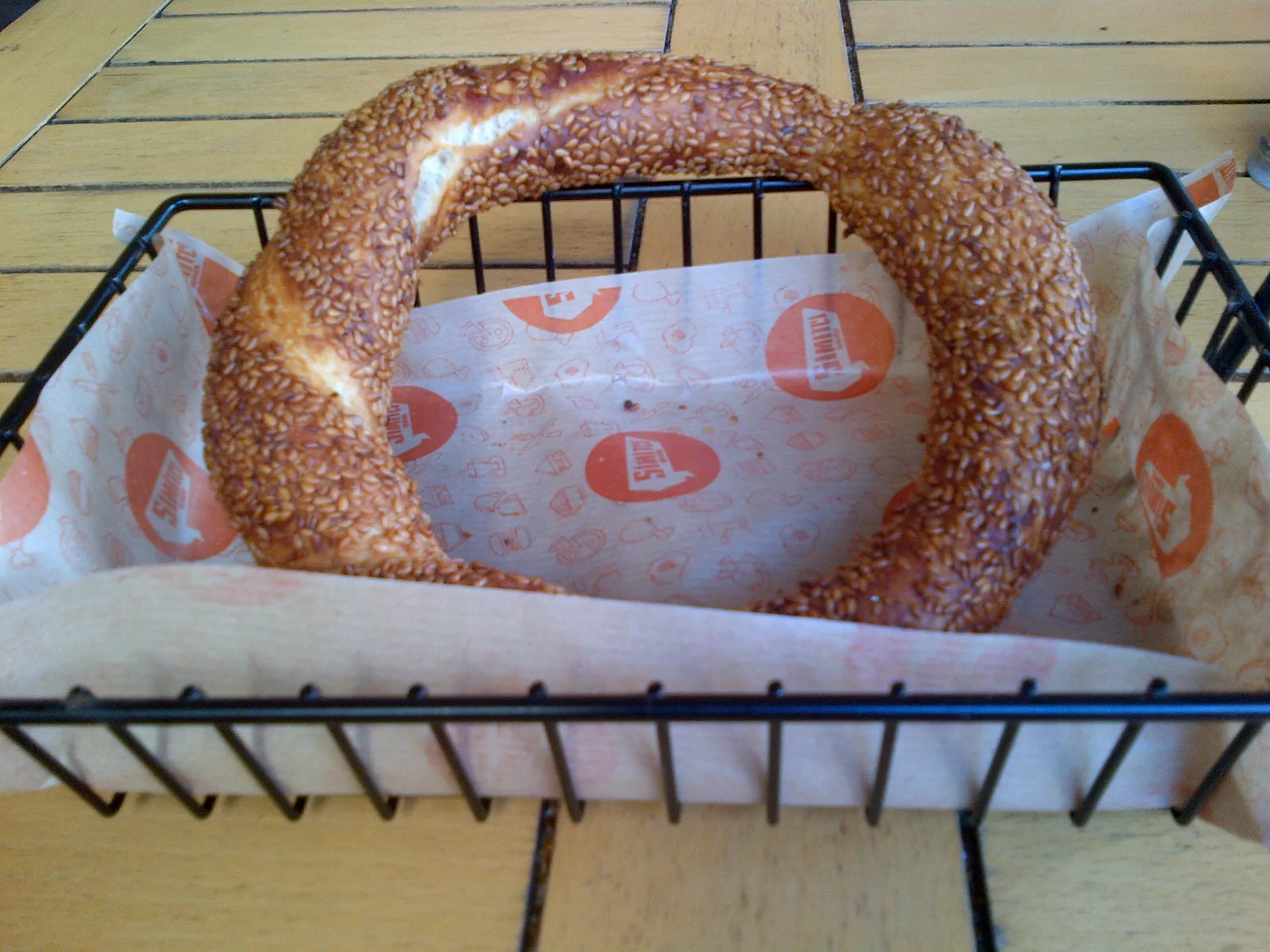 Simit - tabakta servis